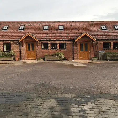 Nuneaton - Cottage - Sleeps 2 - Parking - Garden Exterior photo
